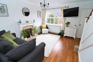 Photo 25- click for photo gallery